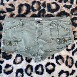 MUDD Jean Shorts Plus Size 17 Juniors Sage Green